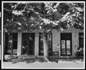 Exterior view of Morgan's "City Hotel," Columbia, ca.1930