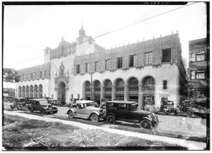 Exterior view of the Los Angeles Herald building, April 10, 1926