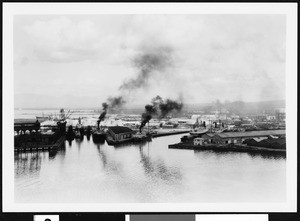 Birdseye view of a Hawaiian harbor