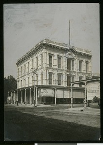 Exterior view of the Independent Order of Odd Fellows (I.O.O.F.) Building in Chico, ca.1910