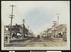 Commercial Street looking North in Salem, Oregon