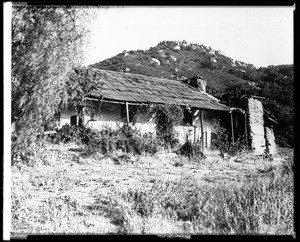 Exterior view of Judge McGee's adobe at Little (Chico) Temecula, ca.1900