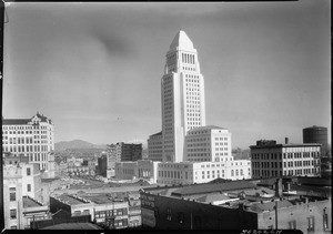 View of the newly completed City Hall Building in Los Angeles, 1926-1928