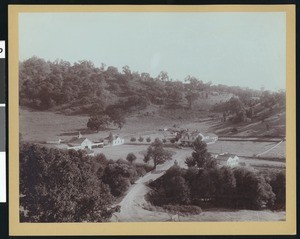 Exterior view of the Smith Creek Hotel on way to Lick Observatory, San Jose, ca.1900