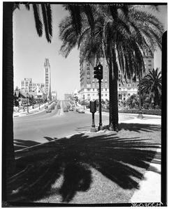 Intersection of Wilshire Boulevard and Hoover Street, Los Angeles, July 1940