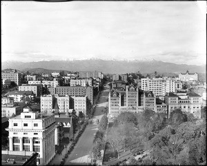 View of Olive Street looking north from 6th Street with Pershing Square and 5th Street in view, Los Angeles, ca.1913