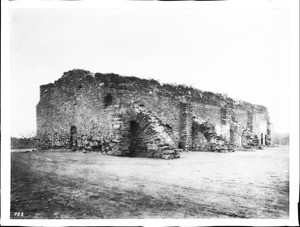 Mission San Juan (Jose) de Agueyo, showing granary, San Antonio, Texas, ca.1898