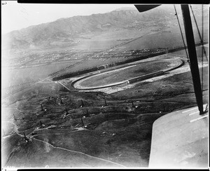 An aerial view of Beverly Hills Racetrack, Santa Monica Boulevard and Wilshire Boulevard, Beverly Hills, ca.1921