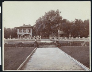 Exterior view of a Santa Barbara residence, ca.1920