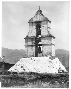 Free-standing bell tower (campanario) of Mission Asistencia of San Antonio at Pala, 1899