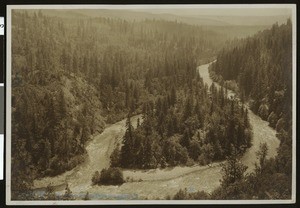 View looking South of the Hood River, Oregon