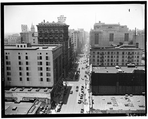 Panoramic view of downtown Los Angeles, showing California Reserve Building in background, ca.1930-1939