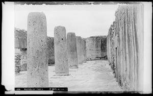 Pillar ruins of the city of Metla, Mexico, ca.1900