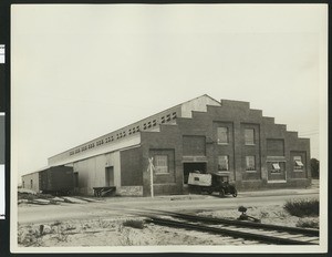 Exterior view of the Illinois-Pacific Glass Company, ca.1930