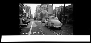 View of West Sixth Street, between Grand Avenue and Hope Street, looking east, ca.1930-1935