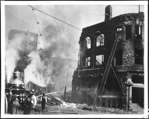 Los Angeles Times Building on Broadway and First Street after being bombed, October 1, 1910