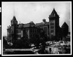 Exterior view of California State Normal School, Grand Avenue and 5th Street, Los Angeles, ca.1900