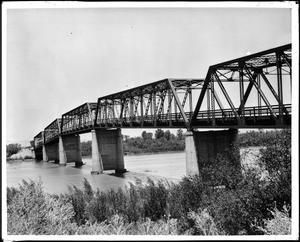 Bridge across the Colorado River in Blythe, ca.1900-1950