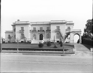 Residence of Secondo Guasti, 3500 West Adams Street, Los Angeles, ca.1910