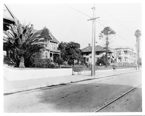 Figueroa Street looking north from Sixth Street, Los Angeles, ca.1915