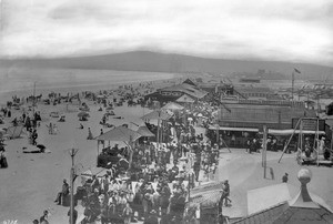 Long Beach looking northwest to the San Pedro Hills, Los Angeles, ca.1905