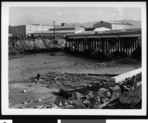 Flood damage to Warner Brothers Studio, 1938