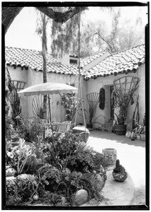 Garden of an old adobe home near the Hotel Raymond in Pasadena, July 1934