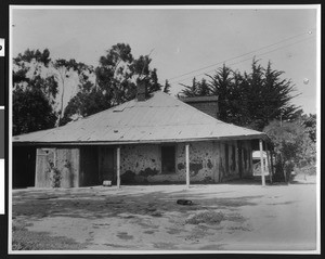 Exterior view of an adobe house at Guadalupe, Santa Barbara County, 1937