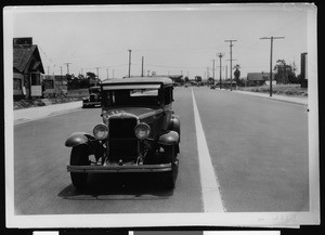 Automobile on Lincoln Boulevard south of Venice Boulevard, May 27, 1934