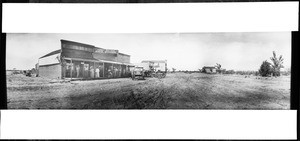 People posing in front of the Varney Brothers' General Merchandise Store in Heber, ca.1904