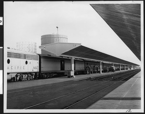 Railway Express Agency packages loaded on "stream liner" train bound for eastern points, ca.1940