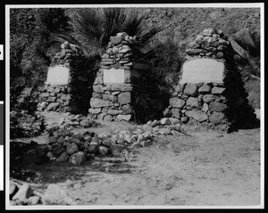 View of the grave markers of Dr. Welwood Murray and family, ca.1900