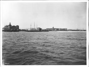 Venice Pier, Pavilion and Ship Cafe, ca.1905