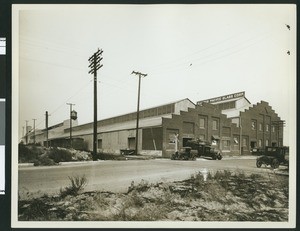 Exterior view of the Illinois-Pacific Glass Company, ca.1930