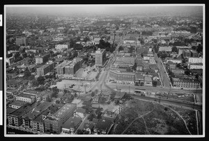 Birdseye view of Los Angeles, looking west down Fifth Street and Sixth Street from Fremont Avenue, ca.1925