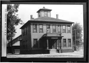 Exterior view of the old theology building of the University of Southern California