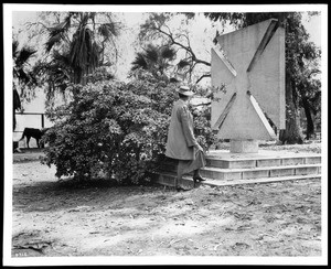 Burial site of Elias Baldwin's four American Derby-winning horses at the Baldwin Ranch, ca.1910