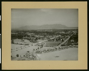 Panoramic view of Riverside from Rubidoux Drive, 1905