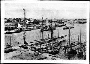 View of the American docks and shipping at the Saint Nazaire harbor in France, ca.1916