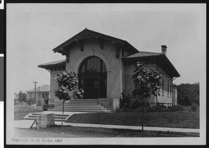 Exterior view of the Carnegie Public Library in Palo Alto