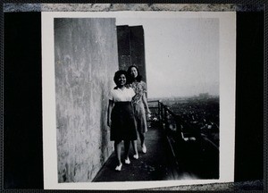 Eileen Chang with Ying Yan， ca. 1944