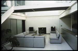 Koenig residence, living room, Brentwood, Calif., after 1985?