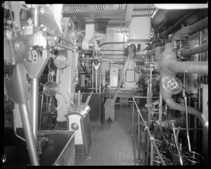 Engine room, steam yacht Casiana, ca. 1916-1939