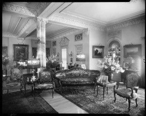 Great hall, Doheny Mansion, Chester Place, Los Angeles, Calif., 1933