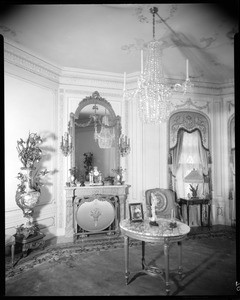 Reception room, Doheny Mansion, Chester Place, Los Angeles, Calif., 1933