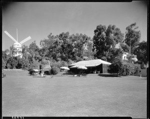 Cabana, Doheny Ranch, near Doheny Road, Beverly Hills, Calif., ca. 1915-1930s?