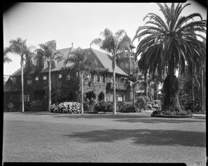 Doheny Mansion, Chester Place, Los Angeles, Calif., 1933