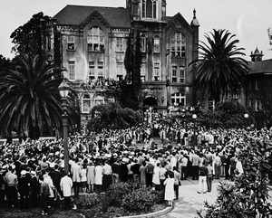 Campus farewell for students leaving for active duty in armed forces, USC, ca. 1944