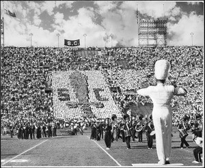 Card stunt in the game between Washington State and USC, 1949