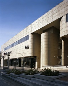 Weller Court, Little Tokyo, Los Angeles, Calif., 1982